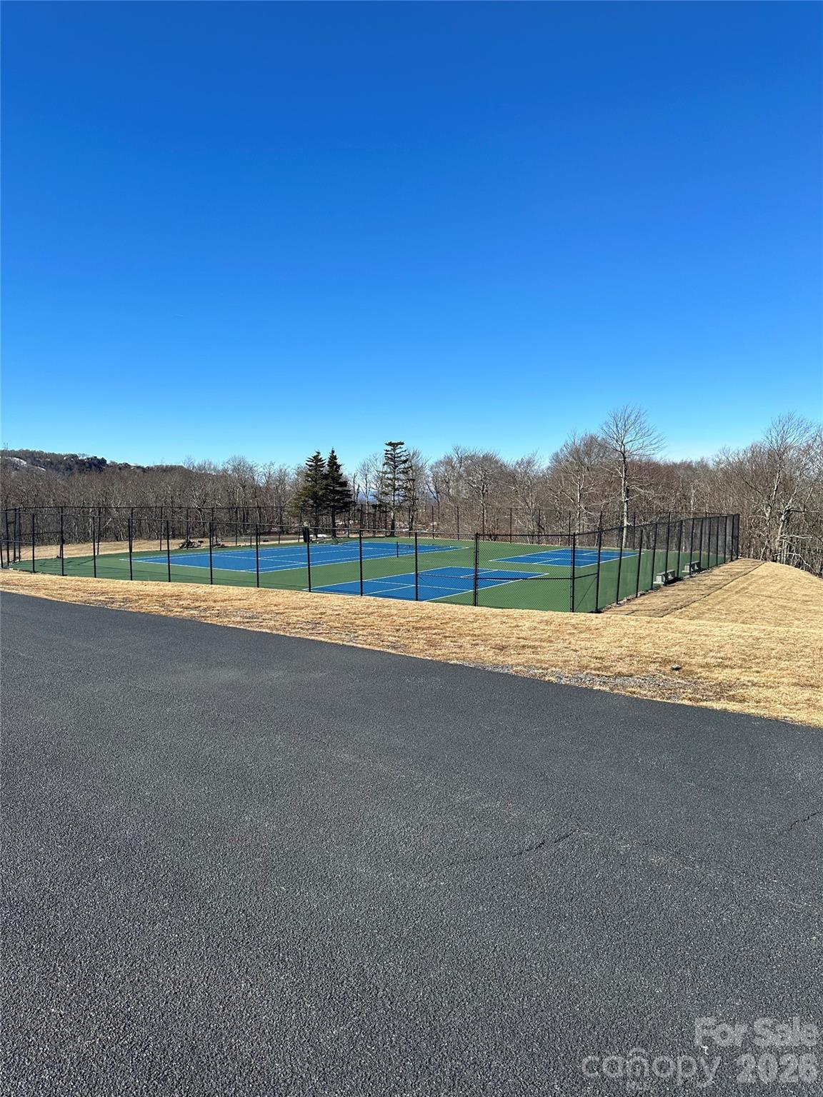 Pinnacle Inn - Residential