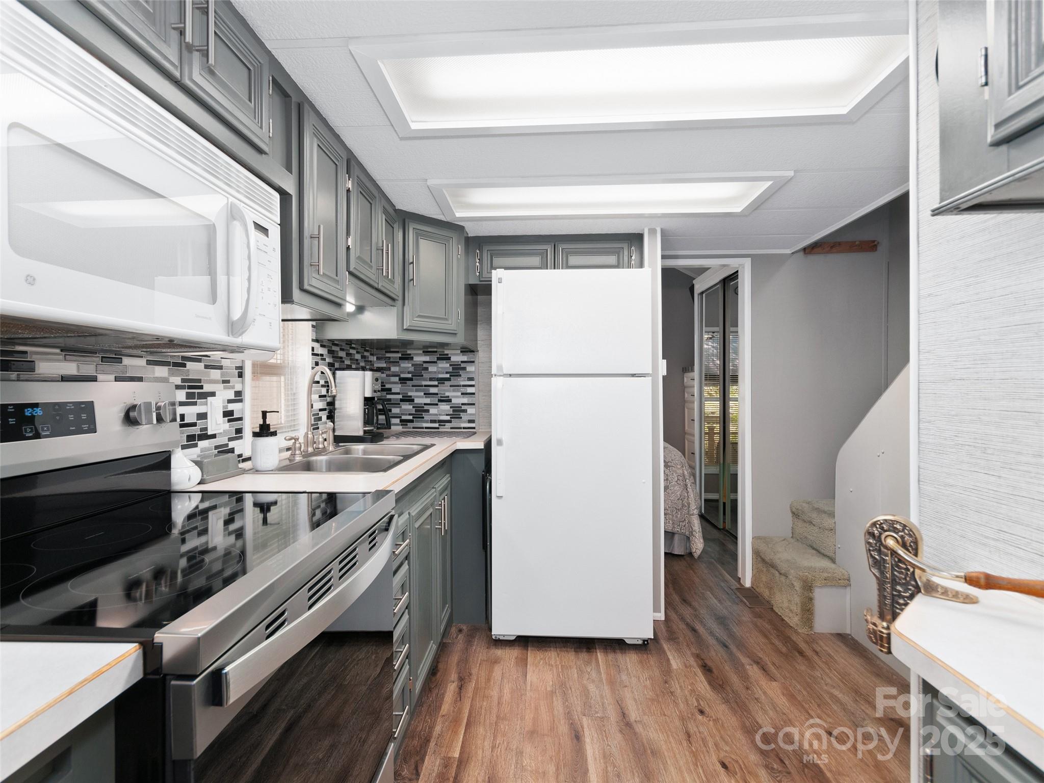 Summer Place - Residential