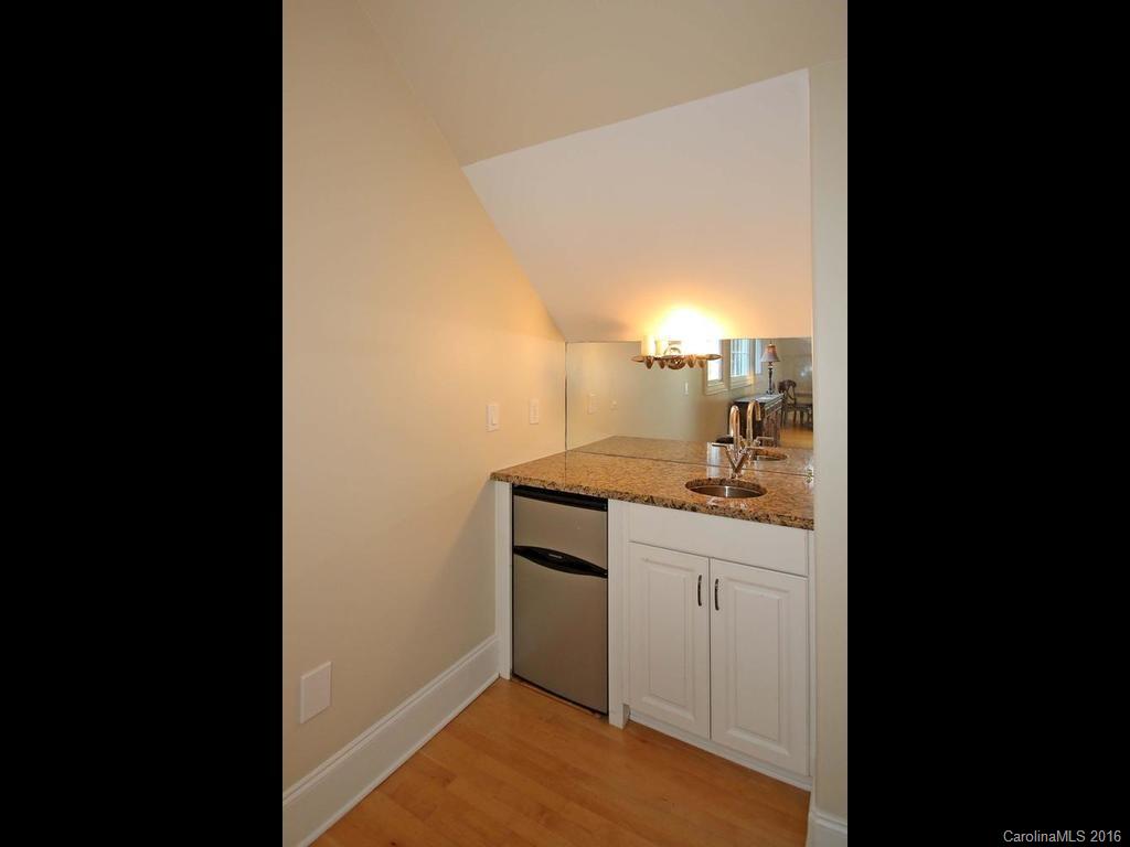 Craftsman Point - Residential