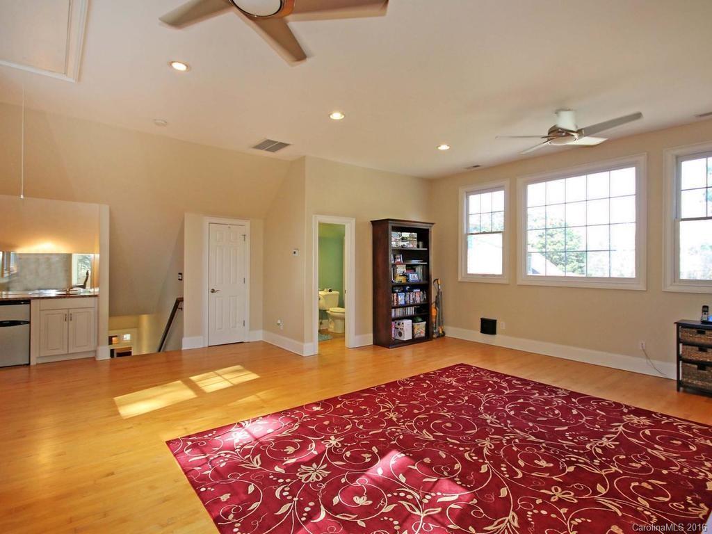 Craftsman Point - Residential