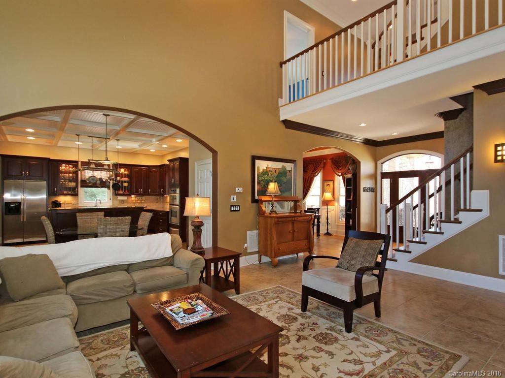 Craftsman Point - Residential