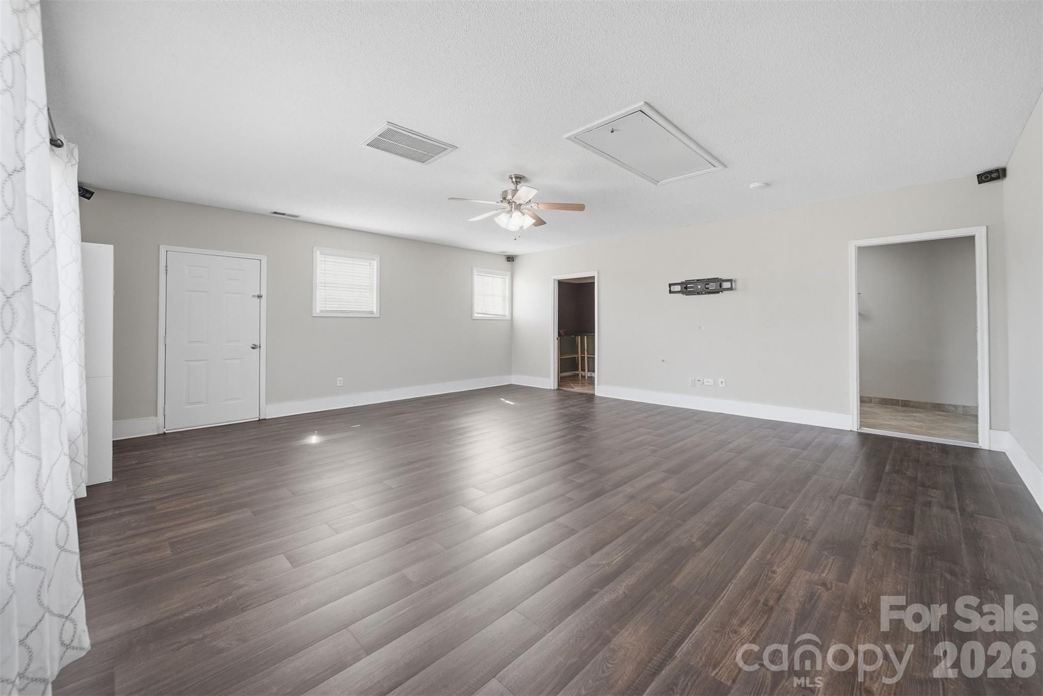 Swinging Bridge - Residential