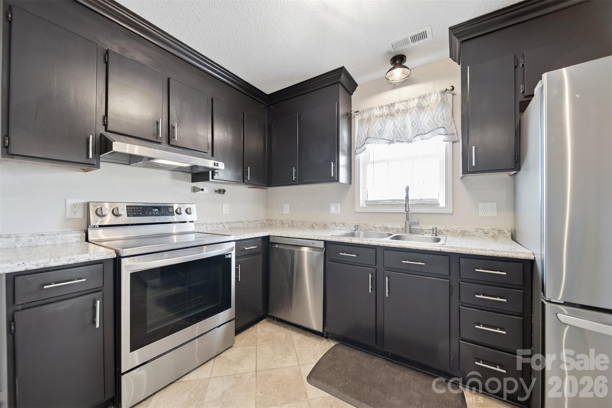 Swinging Bridge - Residential