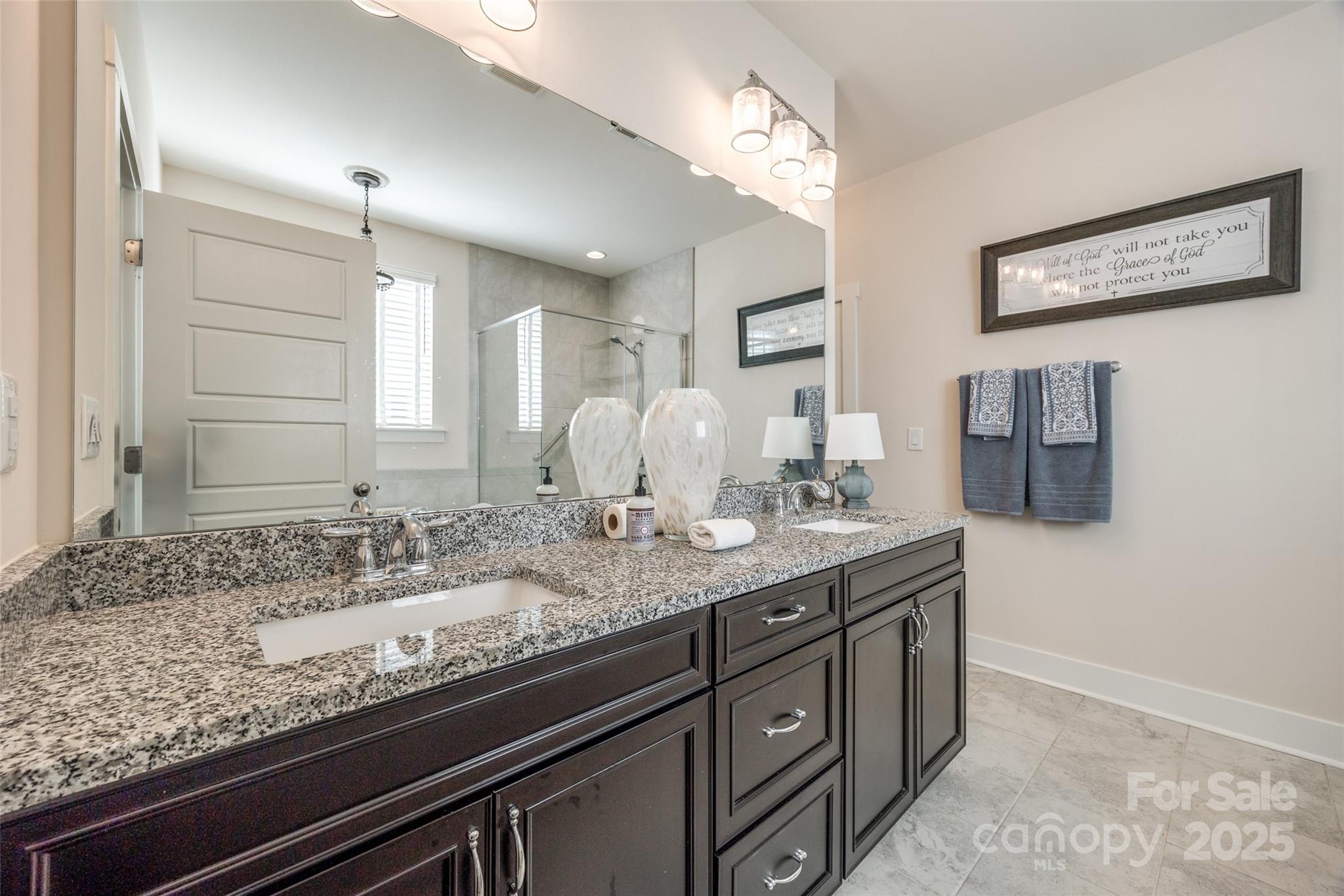 Paddlers Cove - Residential