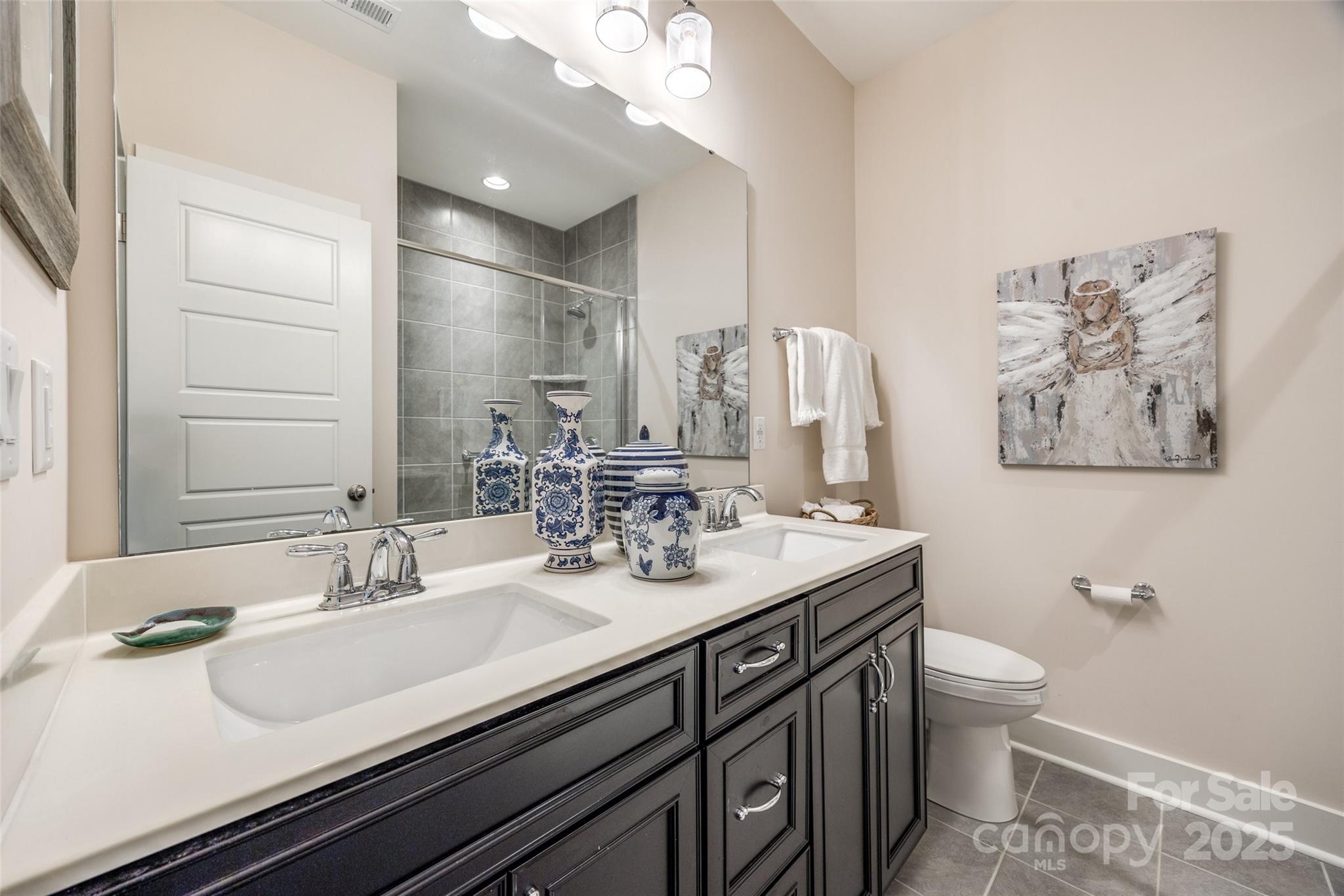 Paddlers Cove - Residential