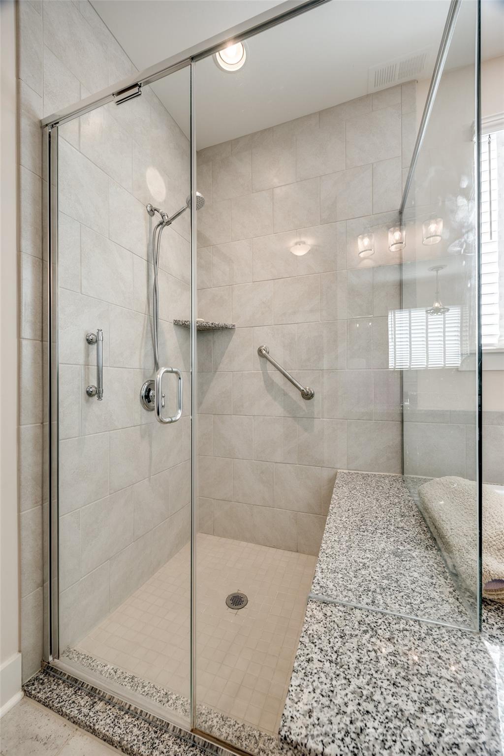 Paddlers Cove - Residential