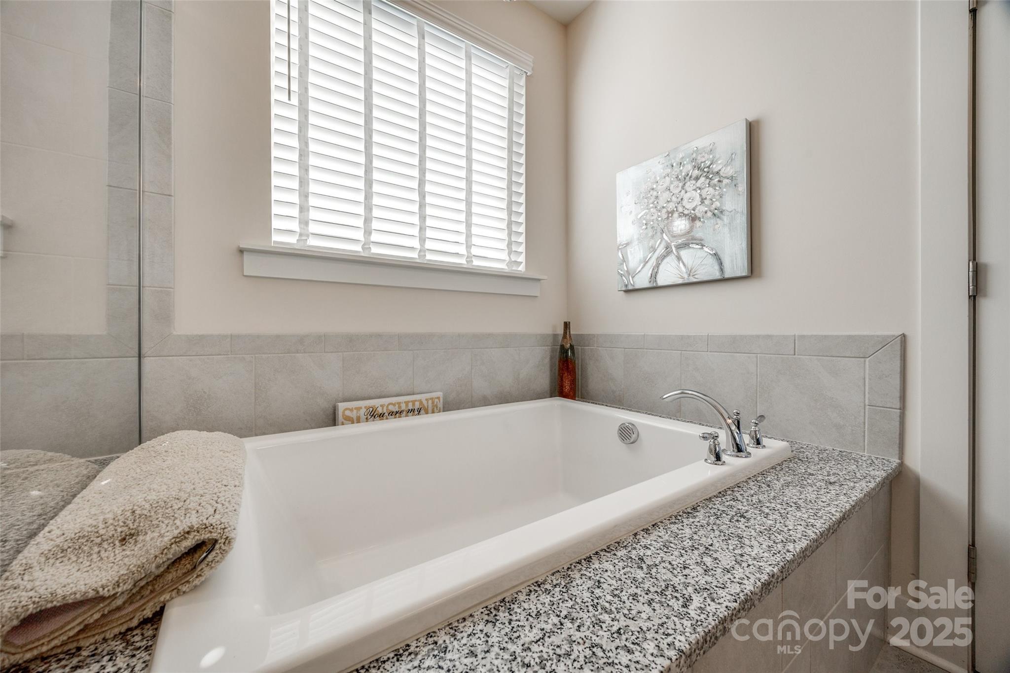 Paddlers Cove - Residential