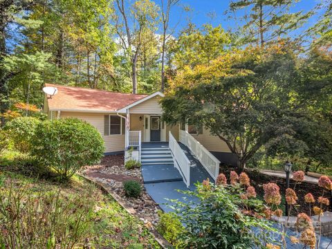 204 Pine Berry Circle Hendersonville NC 28739