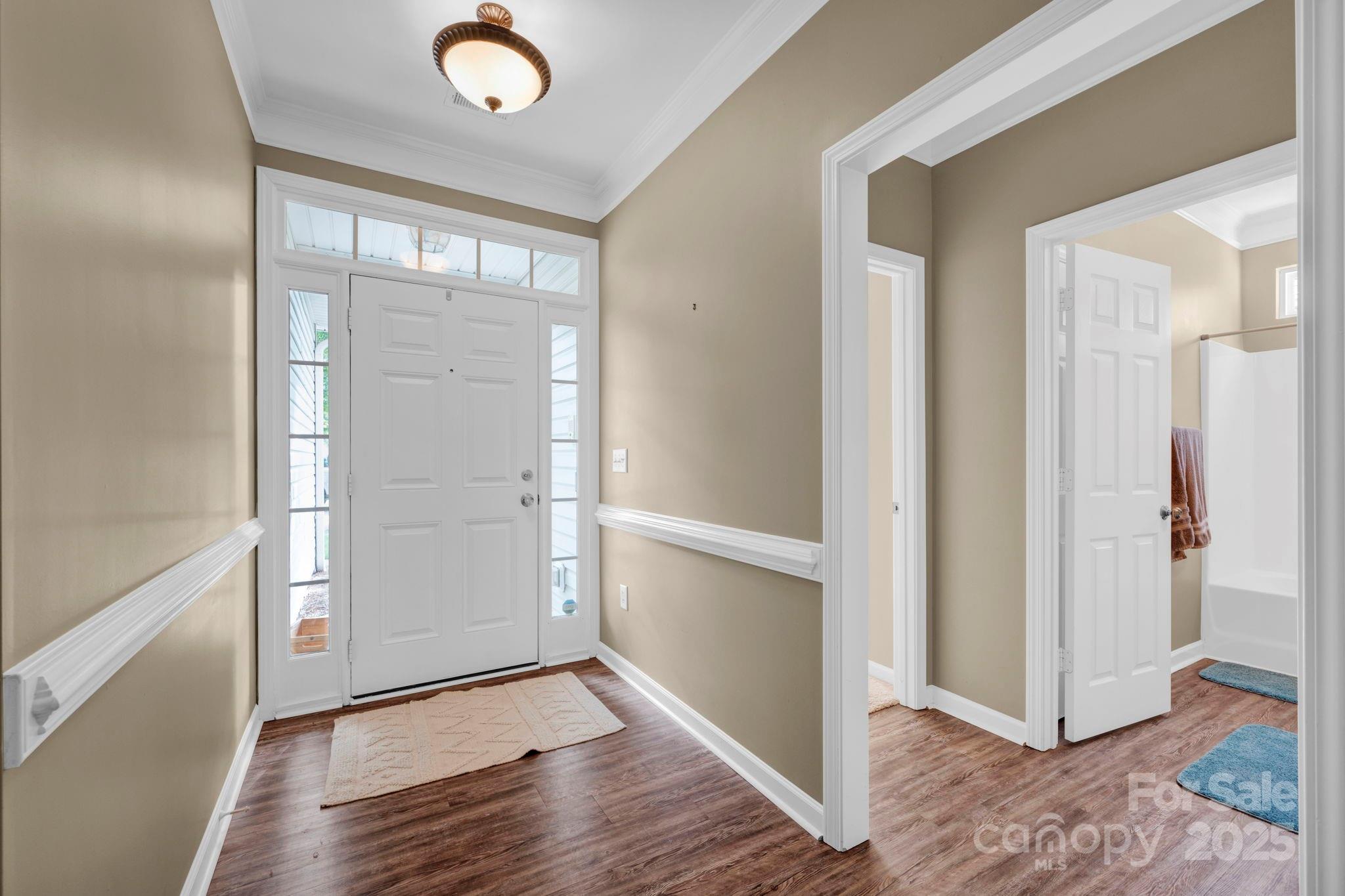 121 Ivy Creek Lane