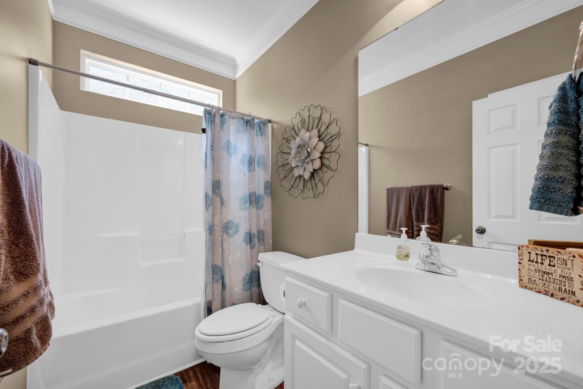 121 Ivy Creek Lane