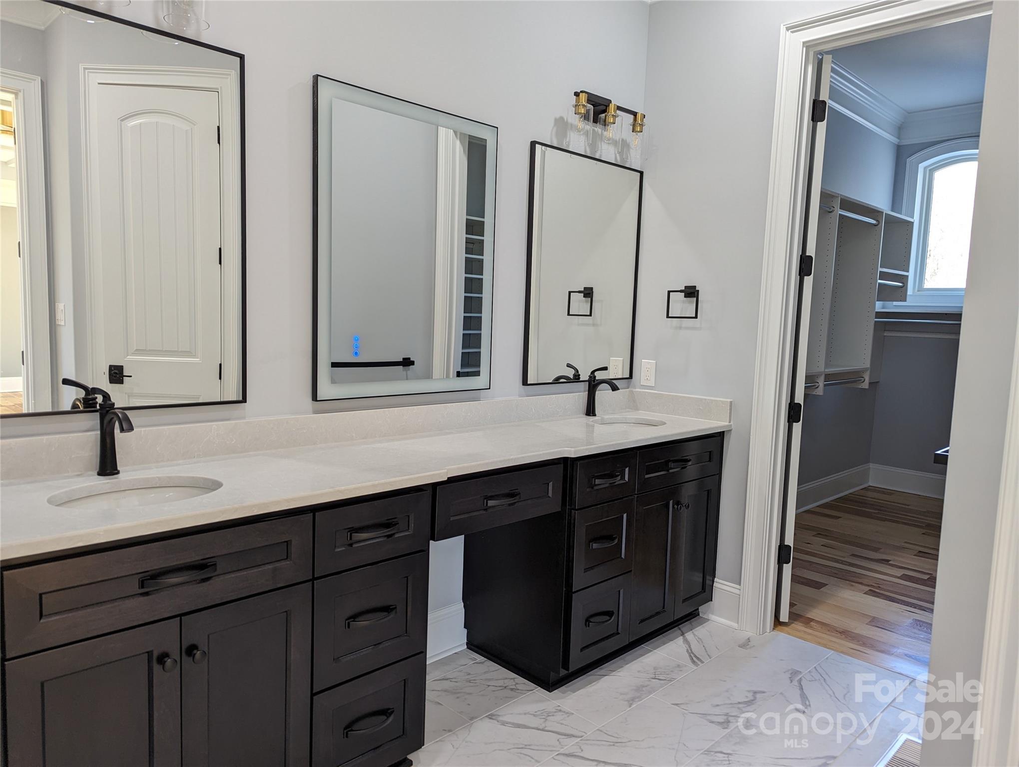 Hunts Landing - Residential