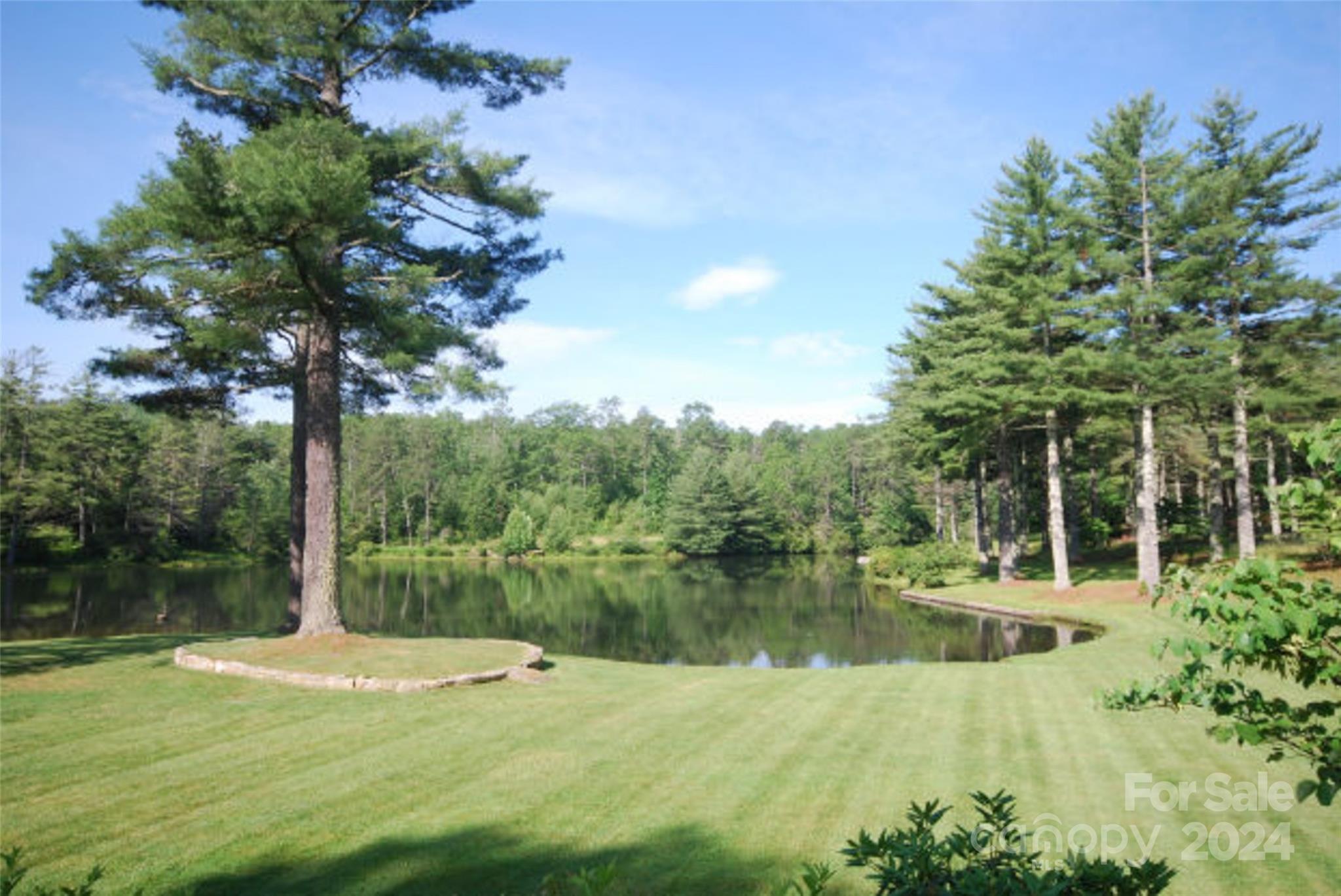 Stones Lake - Land