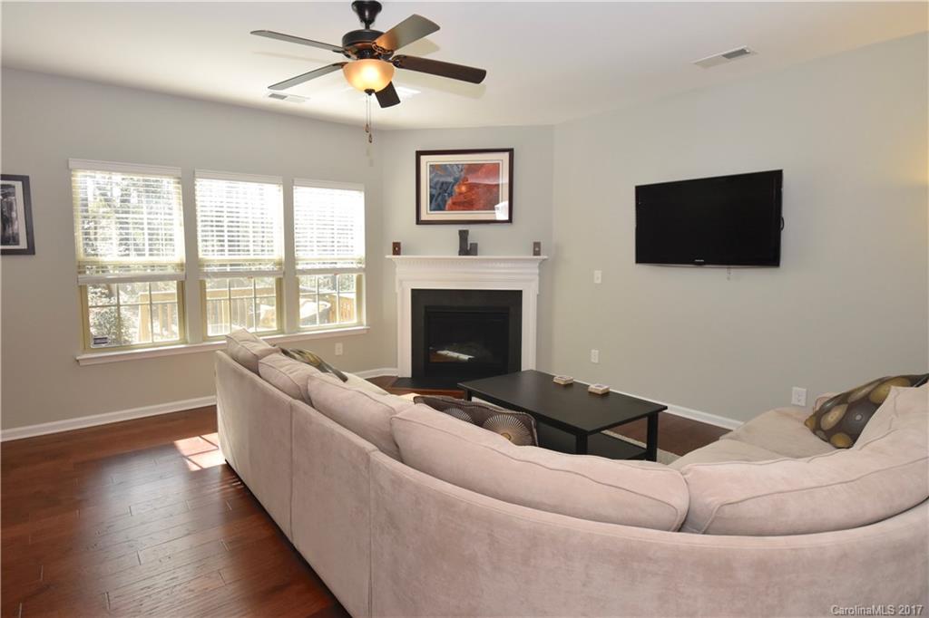 Norman Pointe - Residential