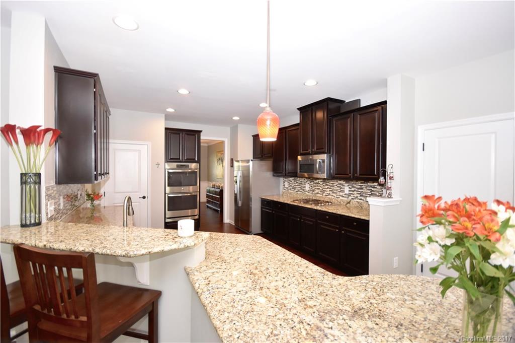 Norman Pointe - Residential