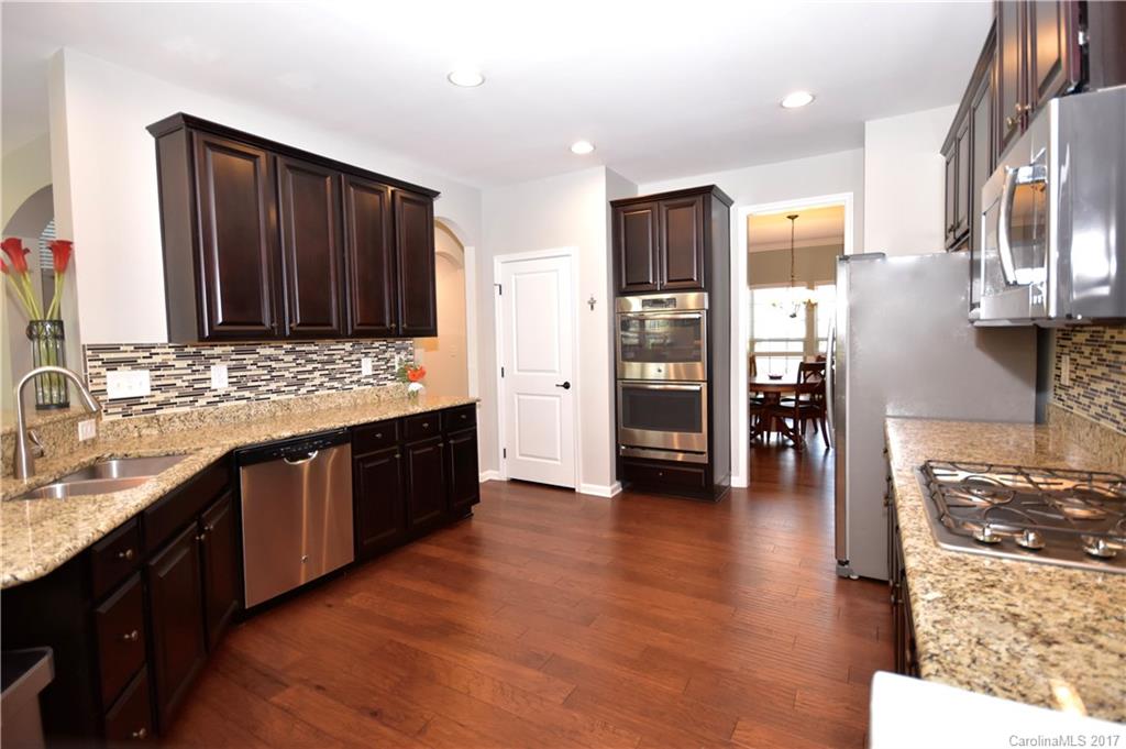 Norman Pointe - Residential