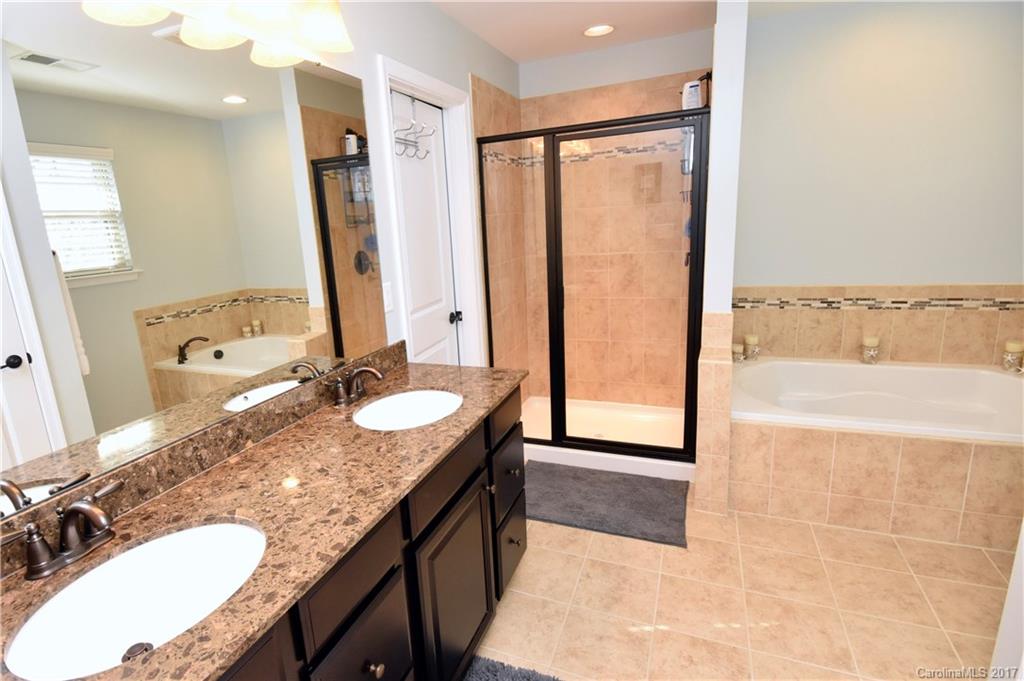 Norman Pointe - Residential