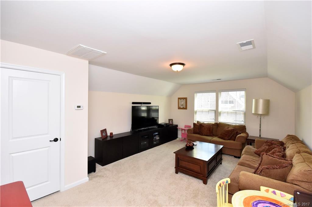 Norman Pointe - Residential