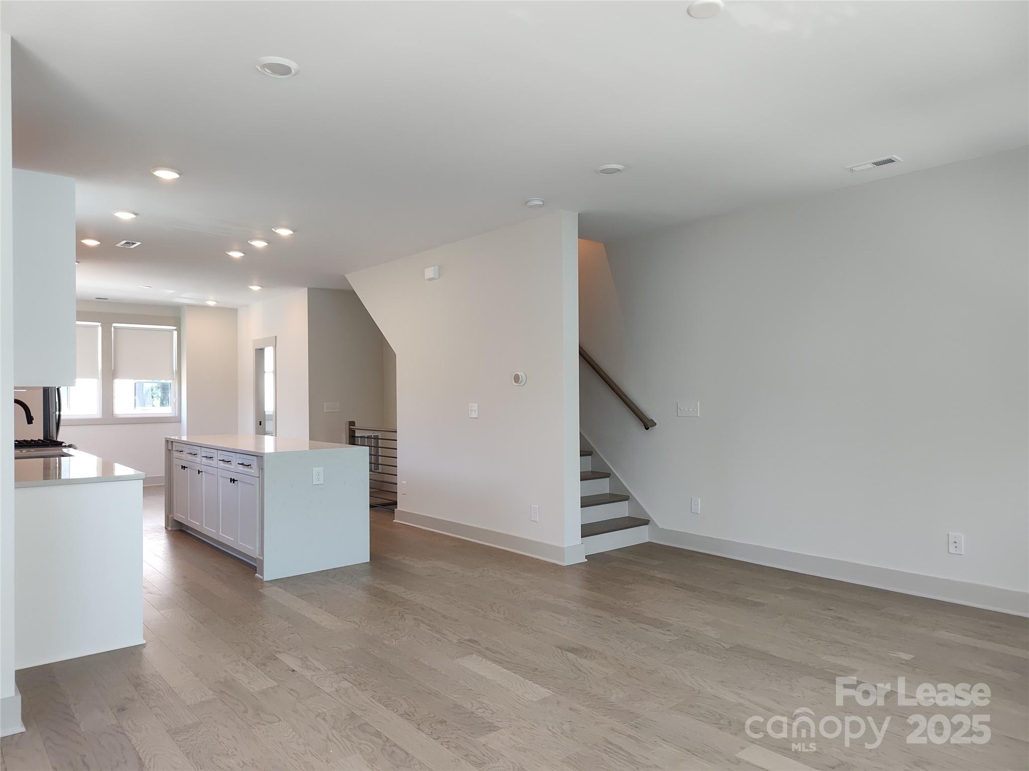 1037 Wesley Terrace Avenue