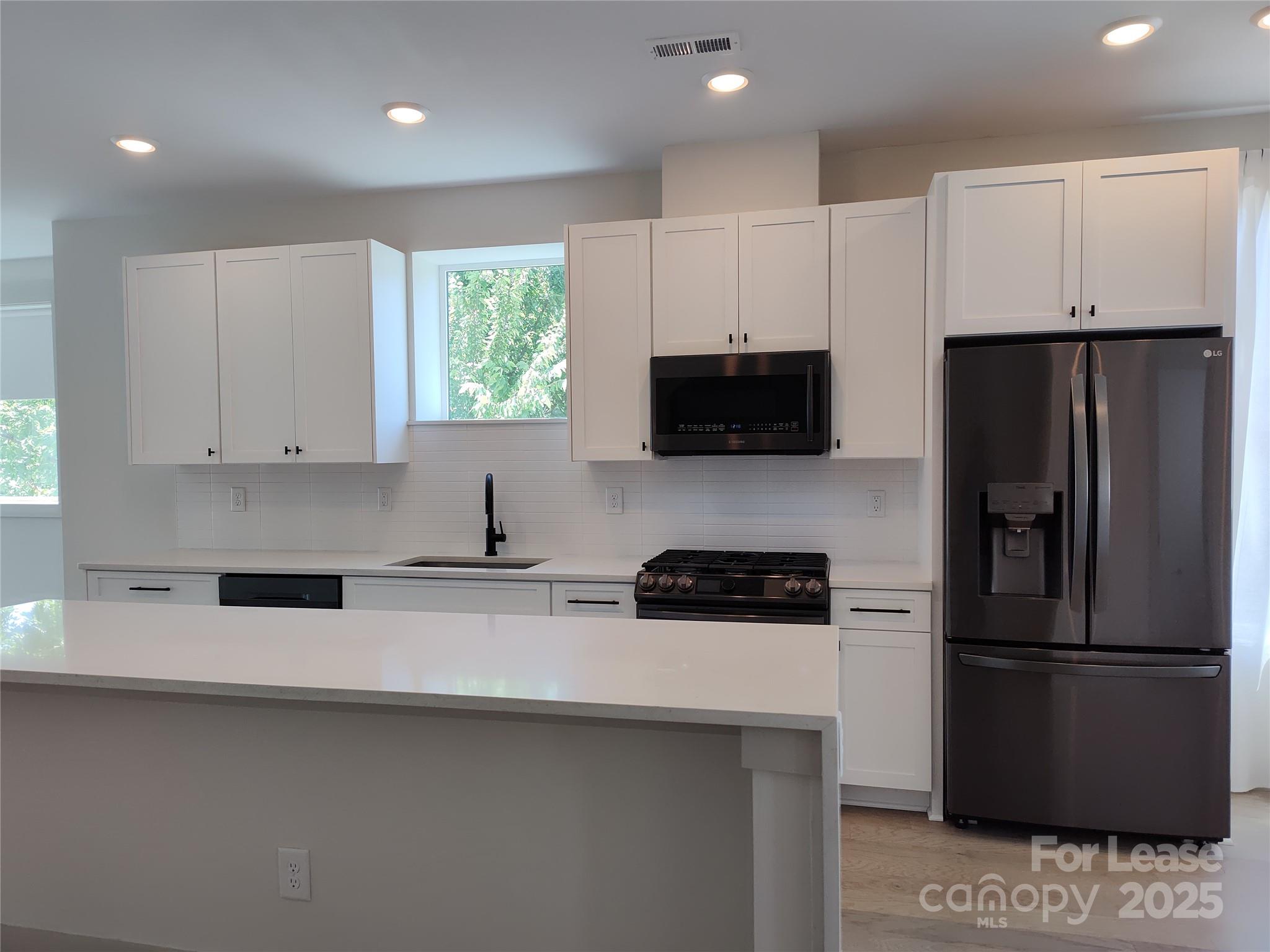 1037 Wesley Terrace Avenue