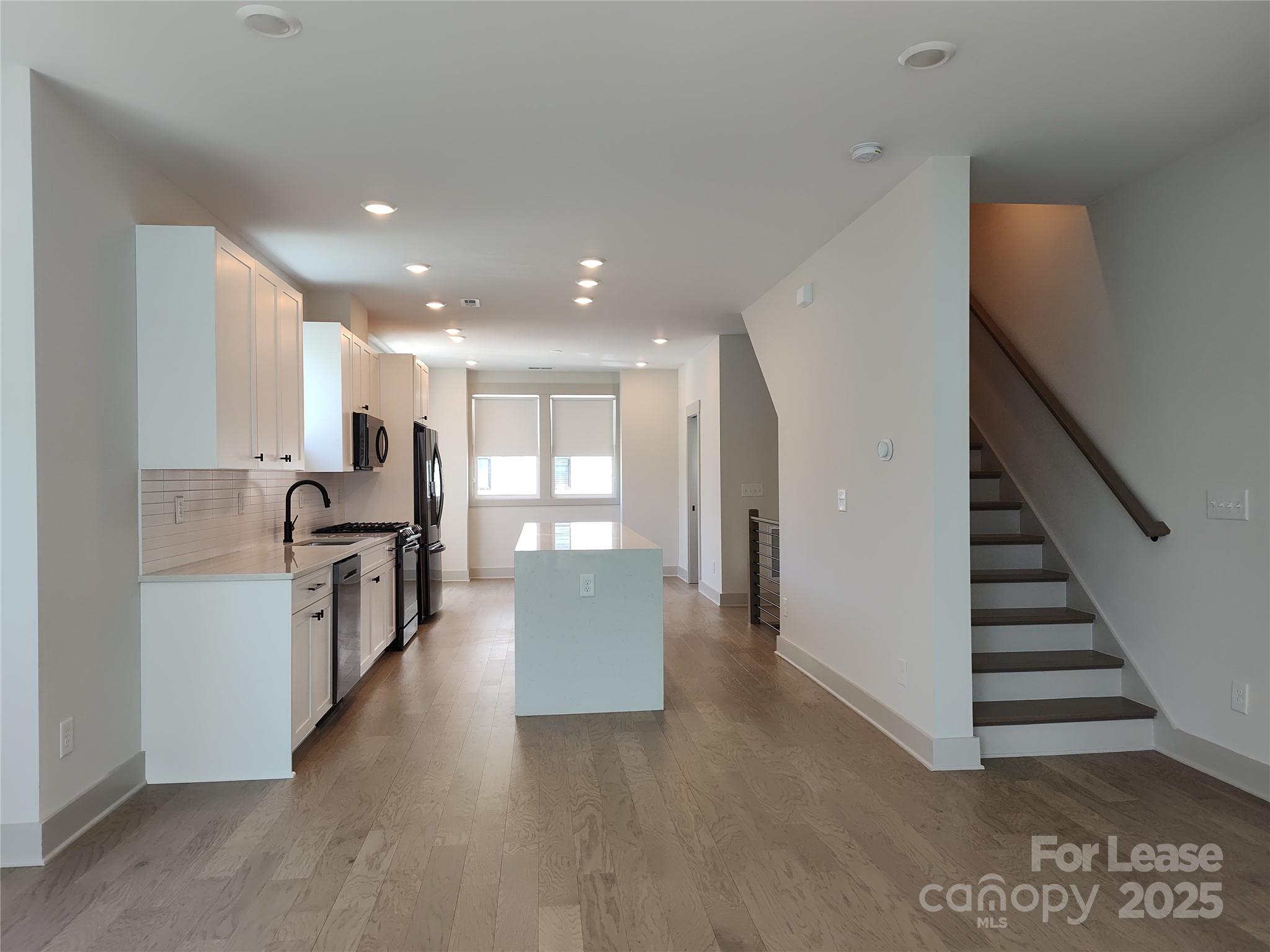 1037 Wesley Terrace Avenue