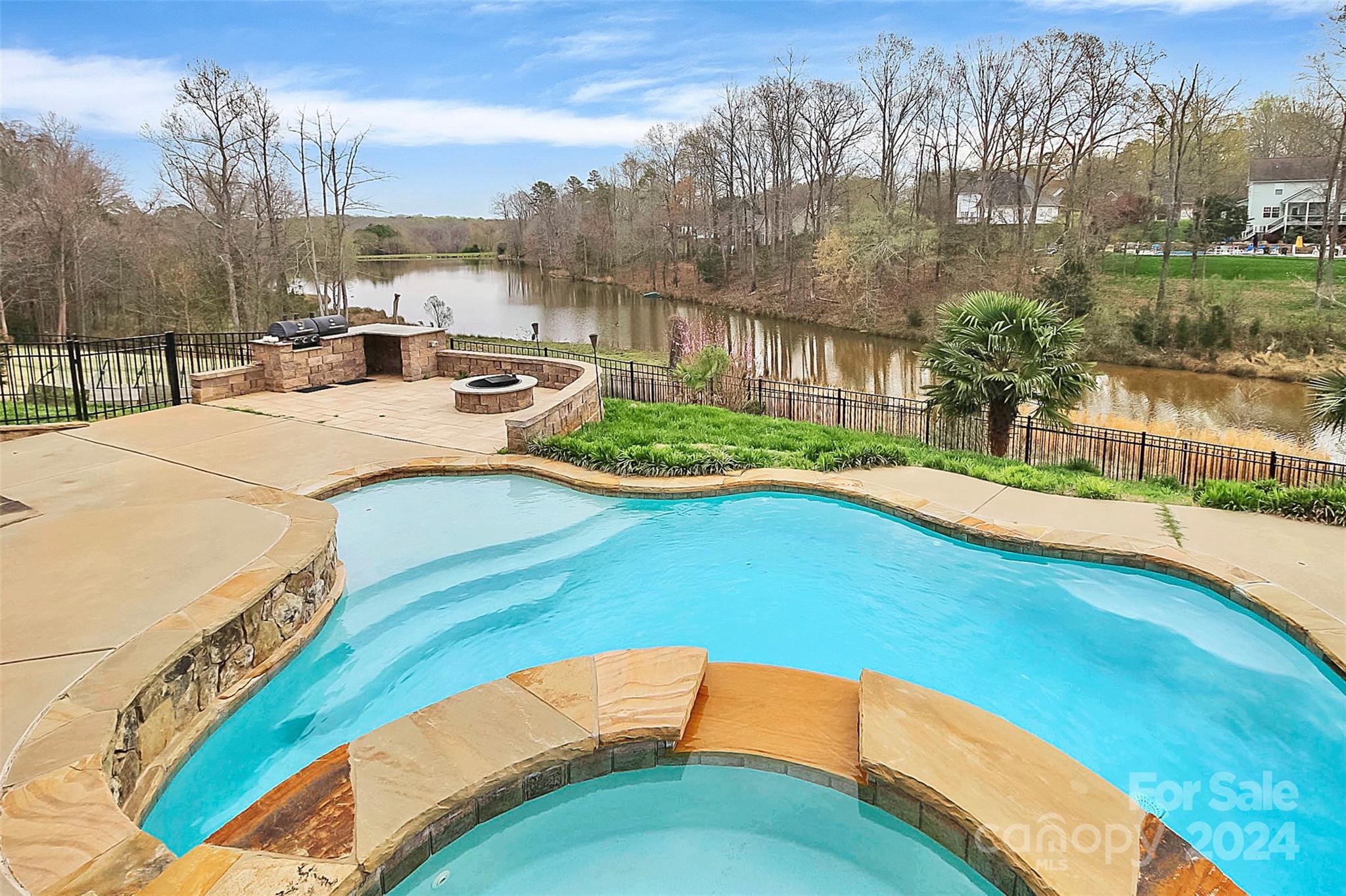 Stoneridge Lakes - Residential