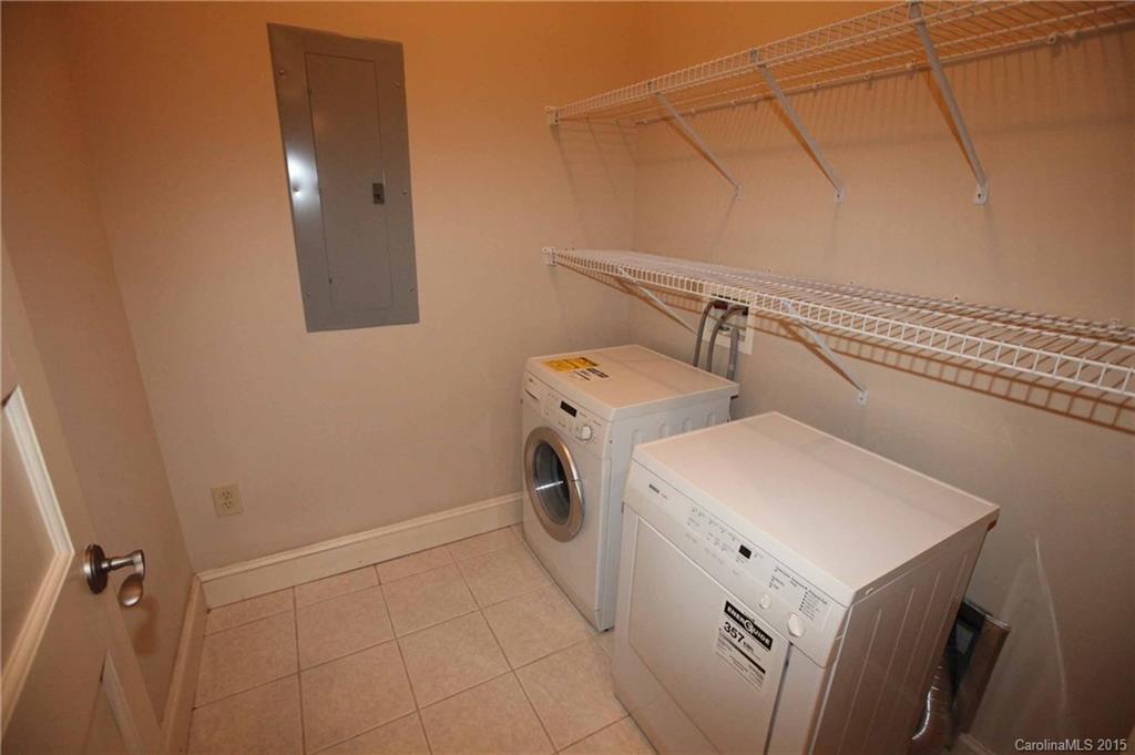 Myers Park - Residential Lease