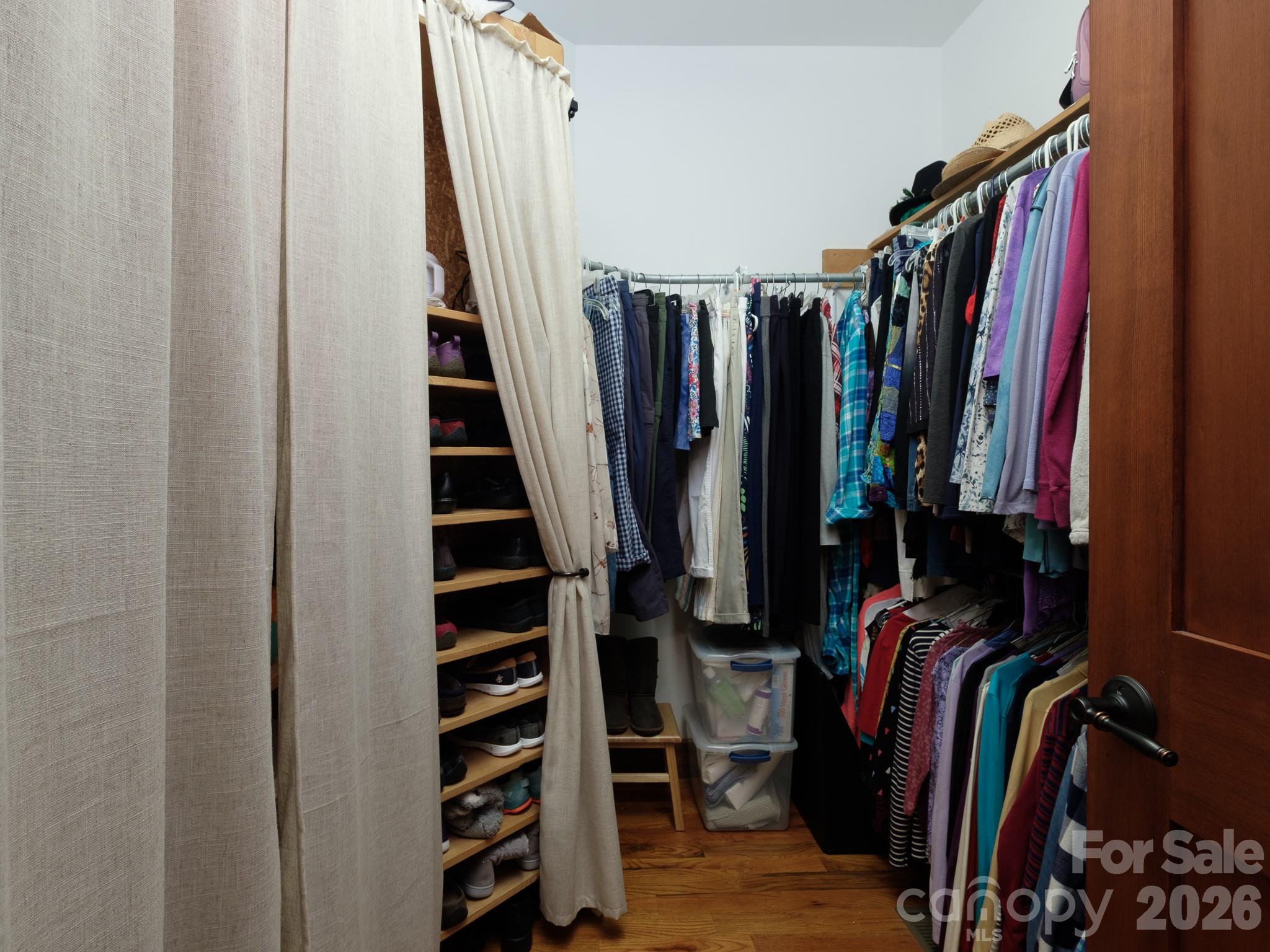 Connestee Falls - Residential