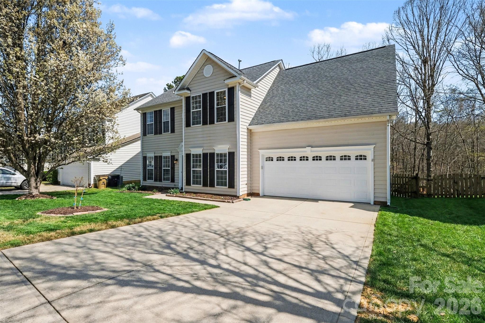 1017 Farmingham Lane