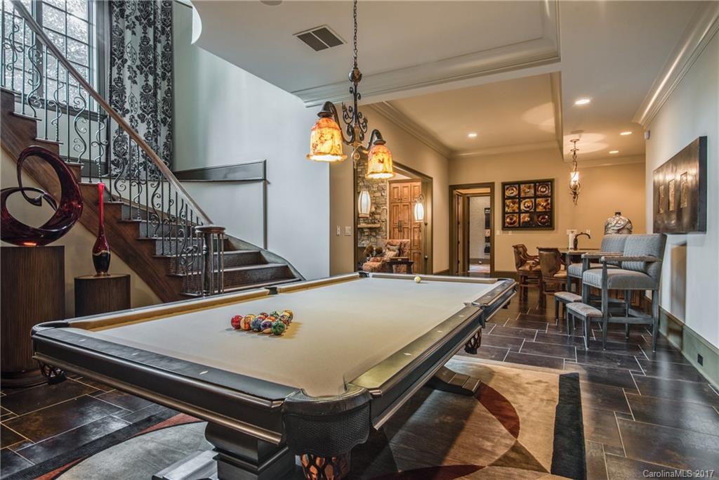 Chatelaine - Residential