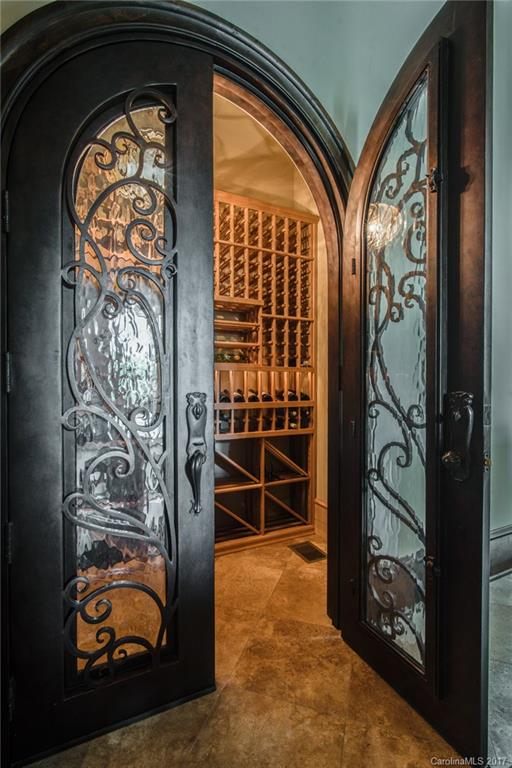 Chatelaine - Residential