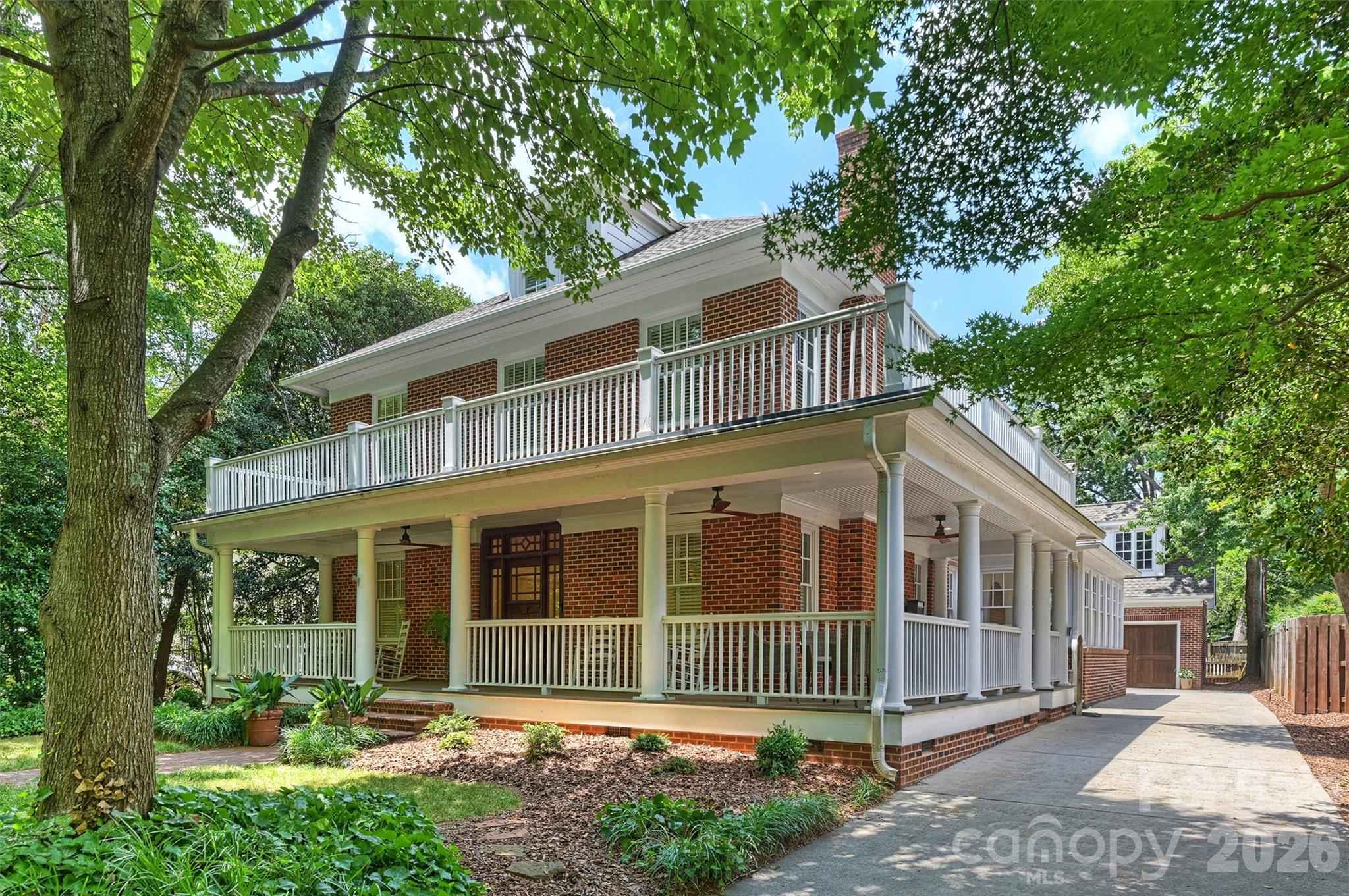 2126 Dilworth Road E