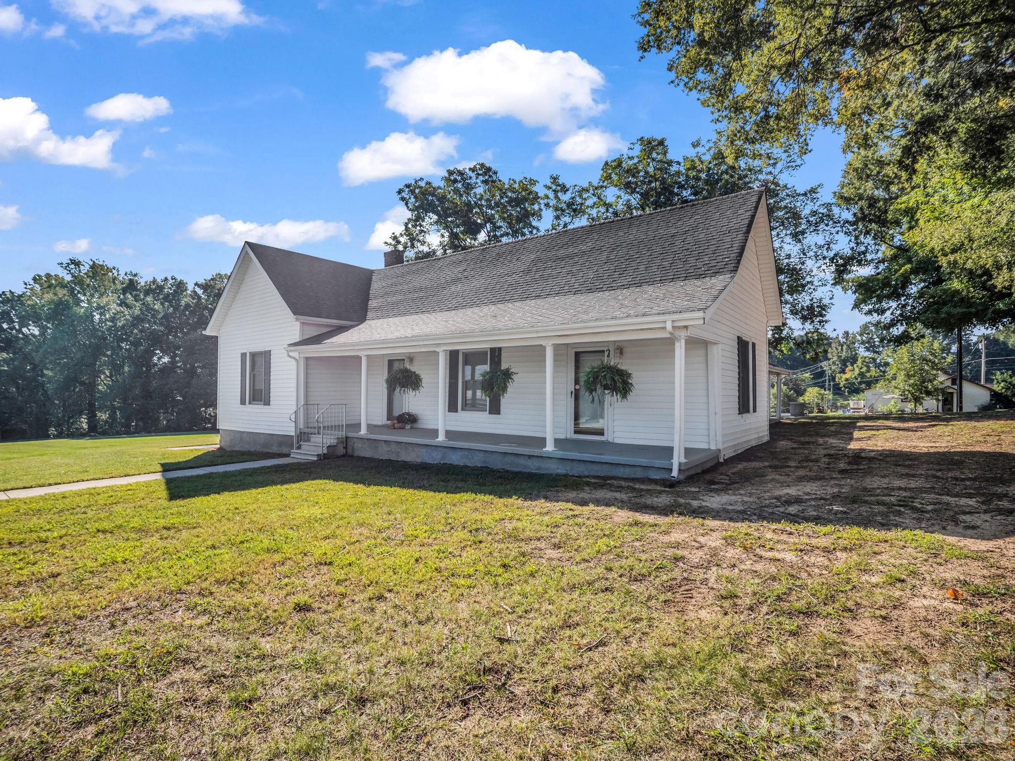 3833 Robert Riding Road