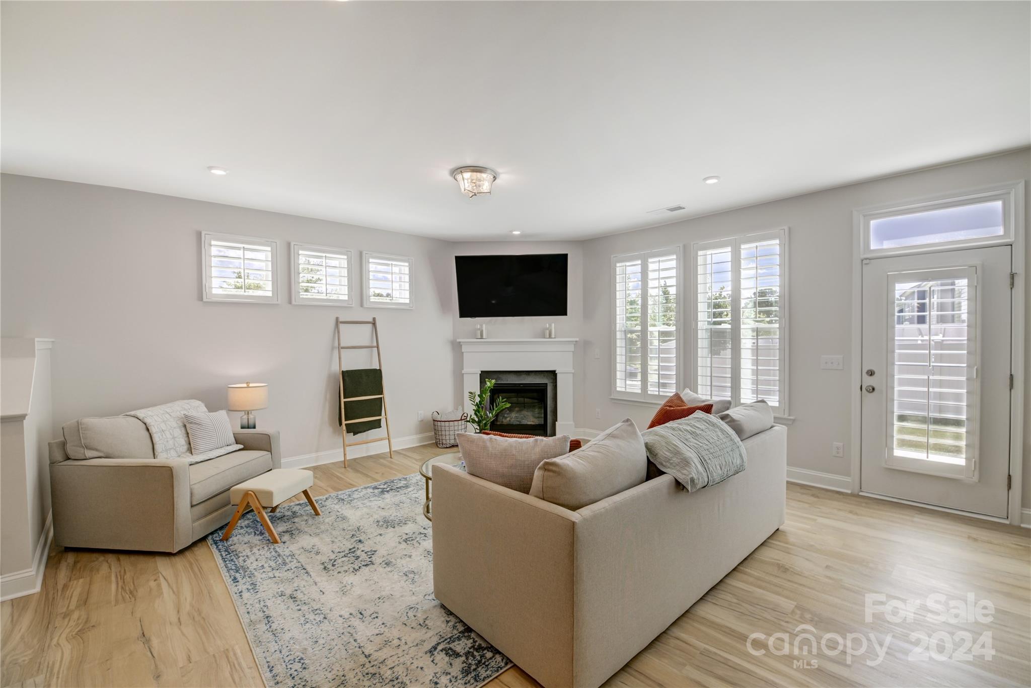 Paddlers Cove - Residential