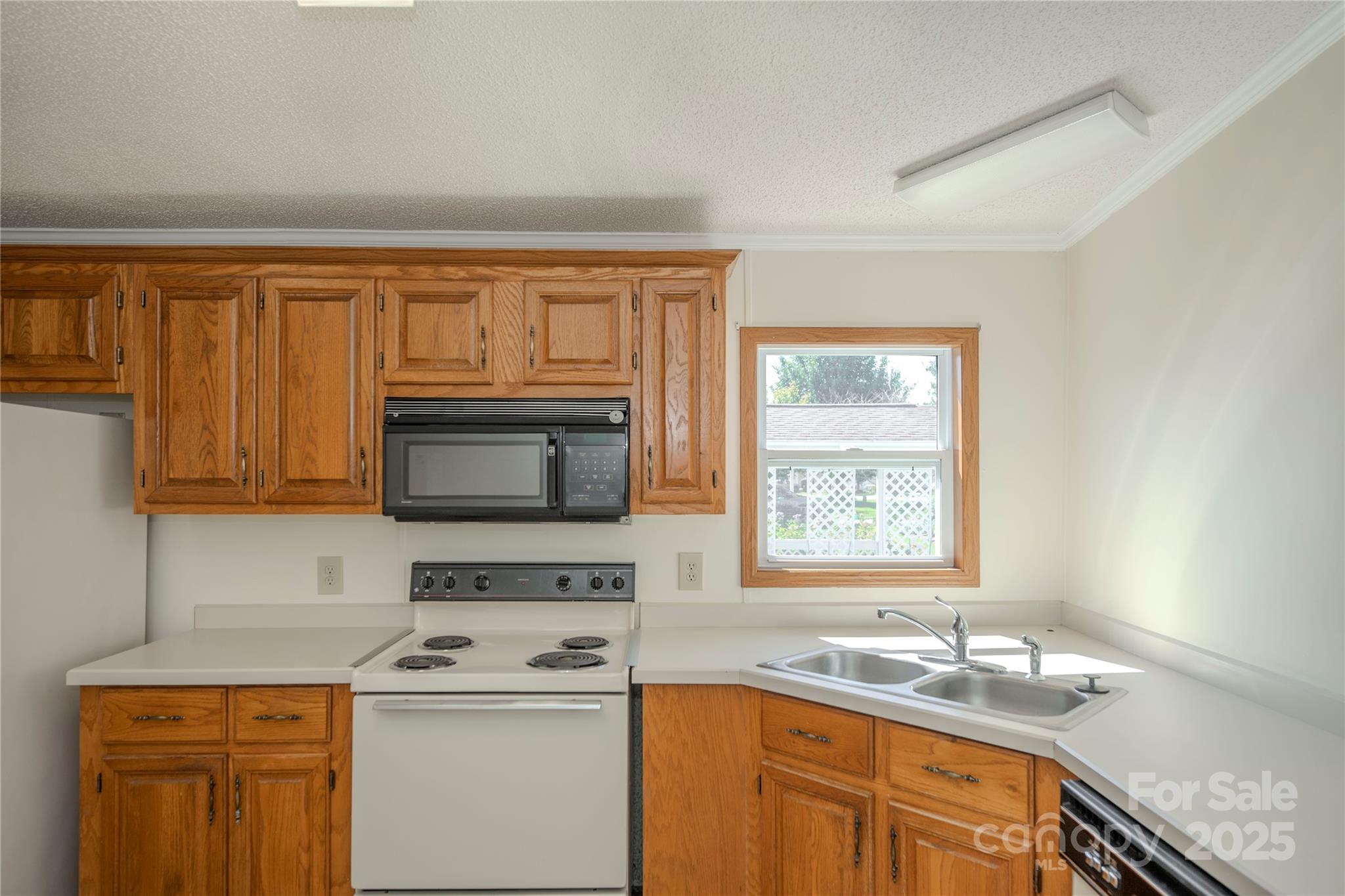 14 Beechnut Drive