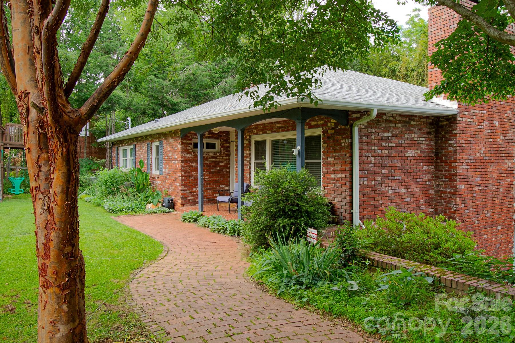 36 Clarendon Road