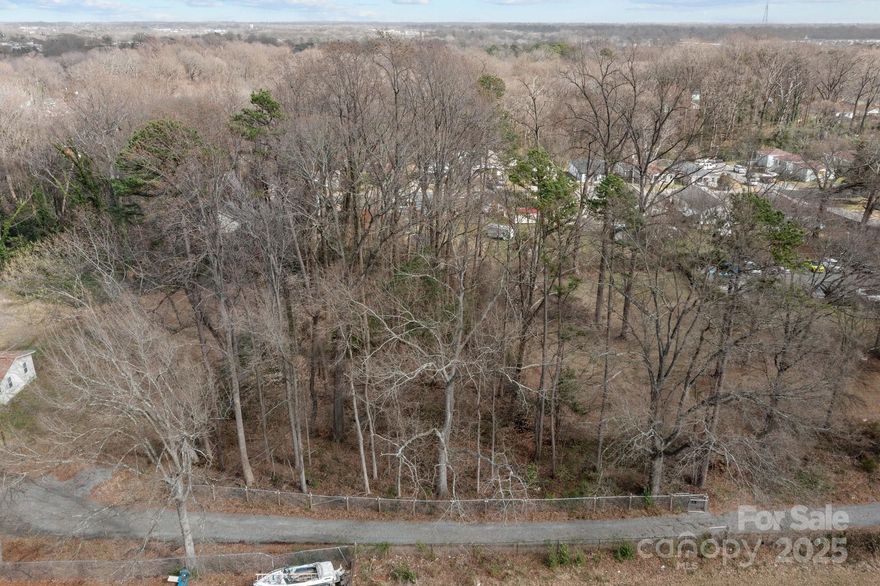 Discover the perfect opportunity to build multi-family or investment property on this .2-acre lot in a prime Charlotte location! Situated just 10 minutes from Charlotte Douglas International Airport and Uptown Charlotte, this lot offers unbeatable convenience with easy access to major highways, shopping, dining, and entertainment.