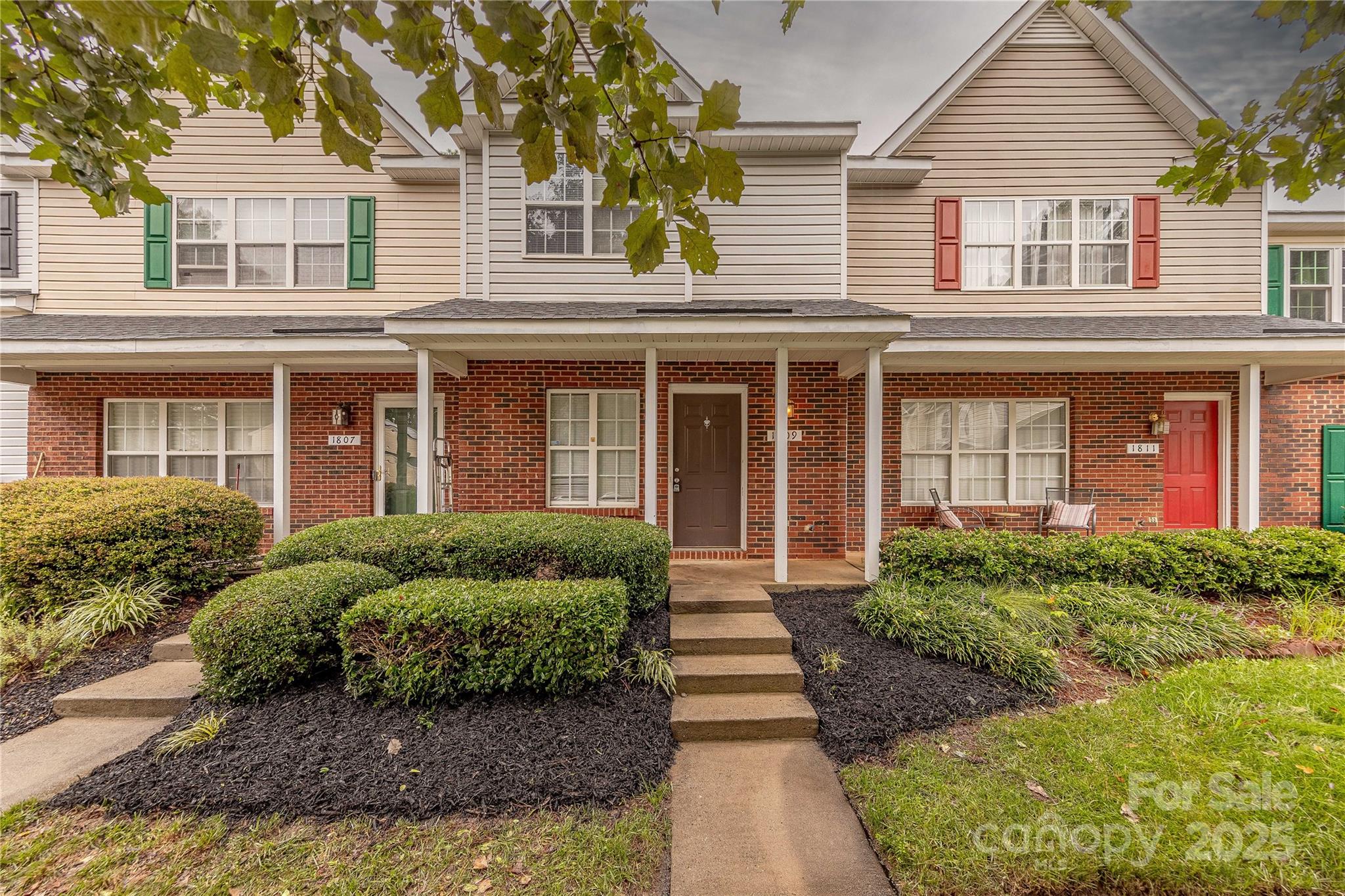 1809 Birch Heights Court