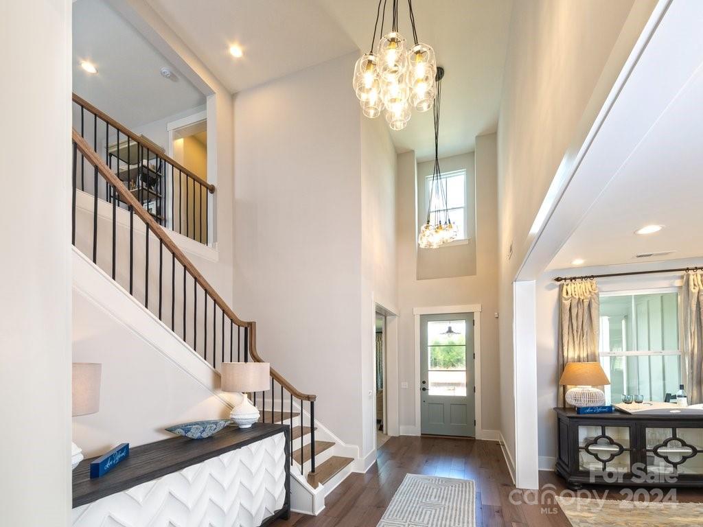 Riverchase Estates - Residential