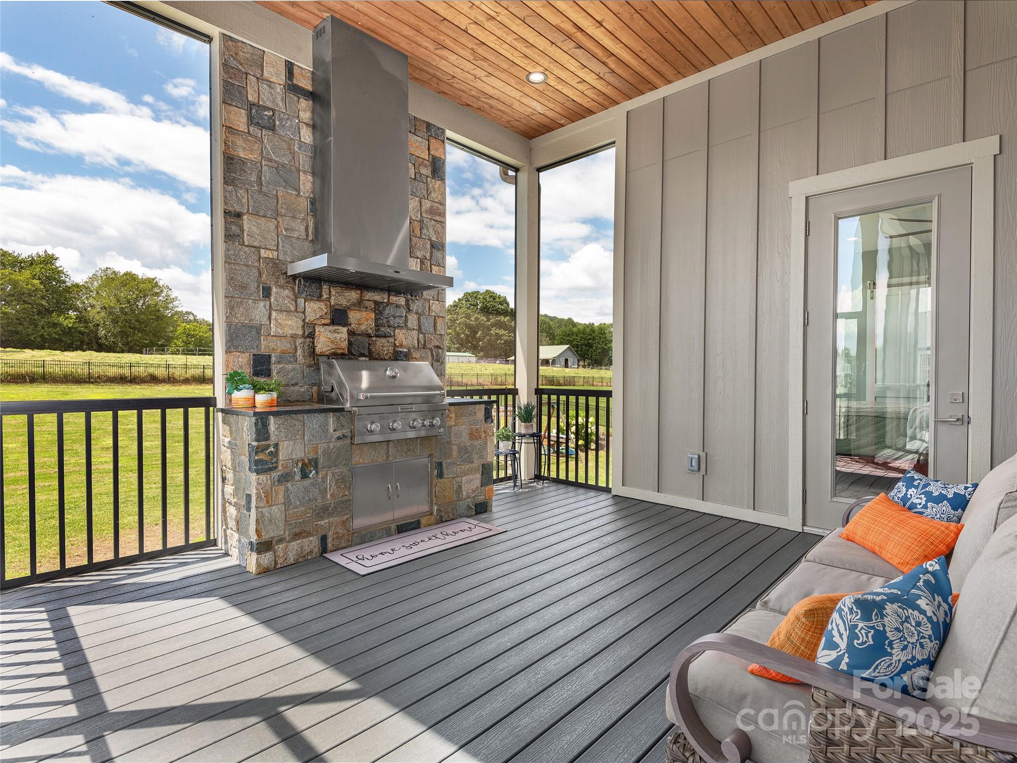 Mills River Crossing - Residential