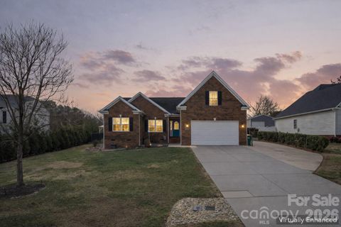 1911 Redwood Drive Oakboro NC 28129