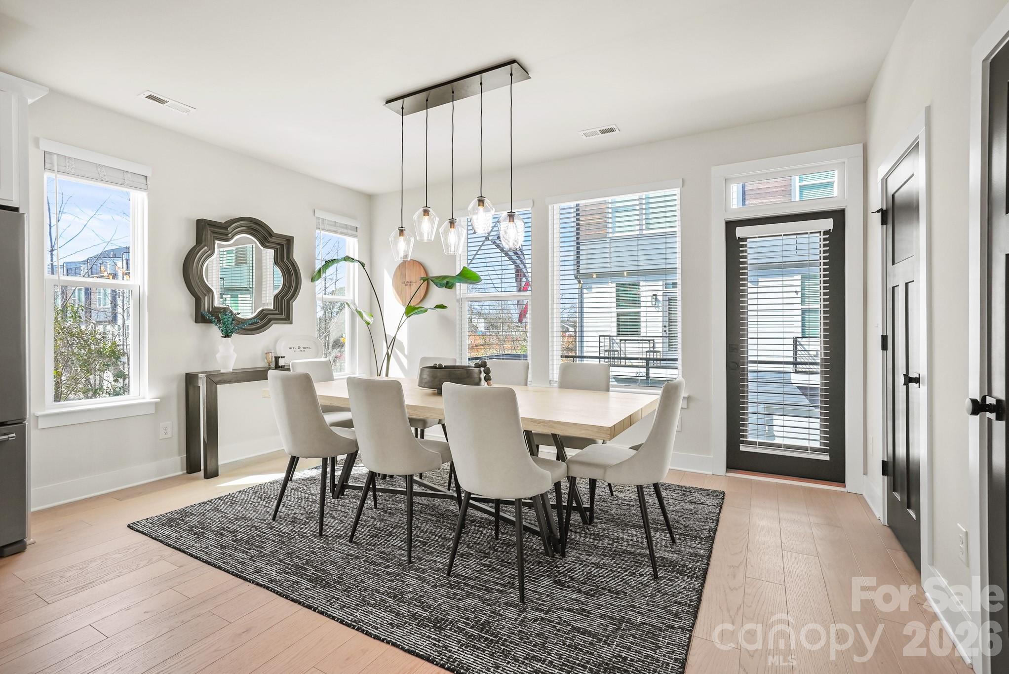 LOSO Terraces - Residential