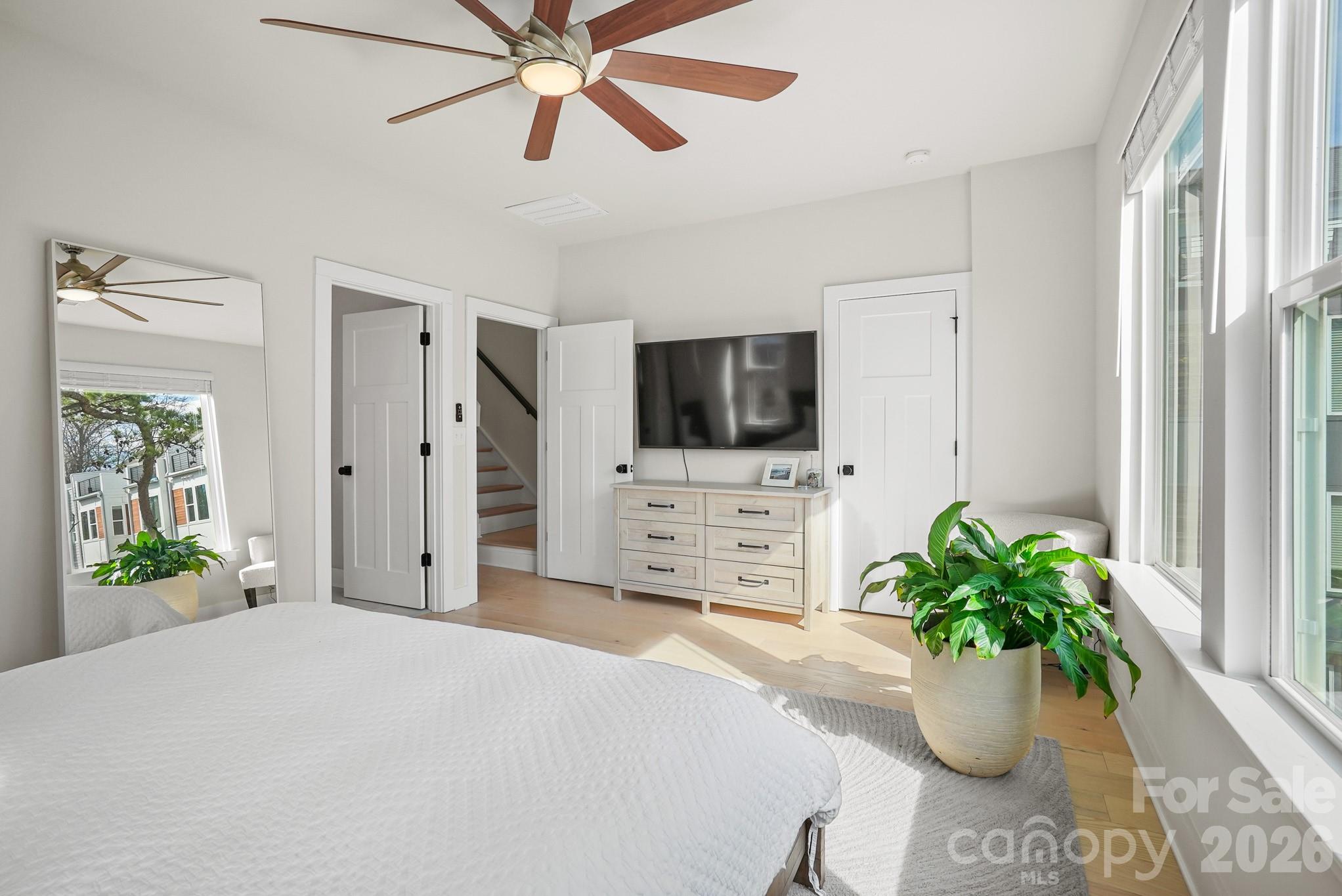 LOSO Terraces - Residential