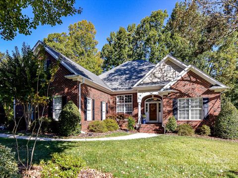Photo of 3515 Savannah Way, Monroe, NC 28110 (MLS # 4313596)