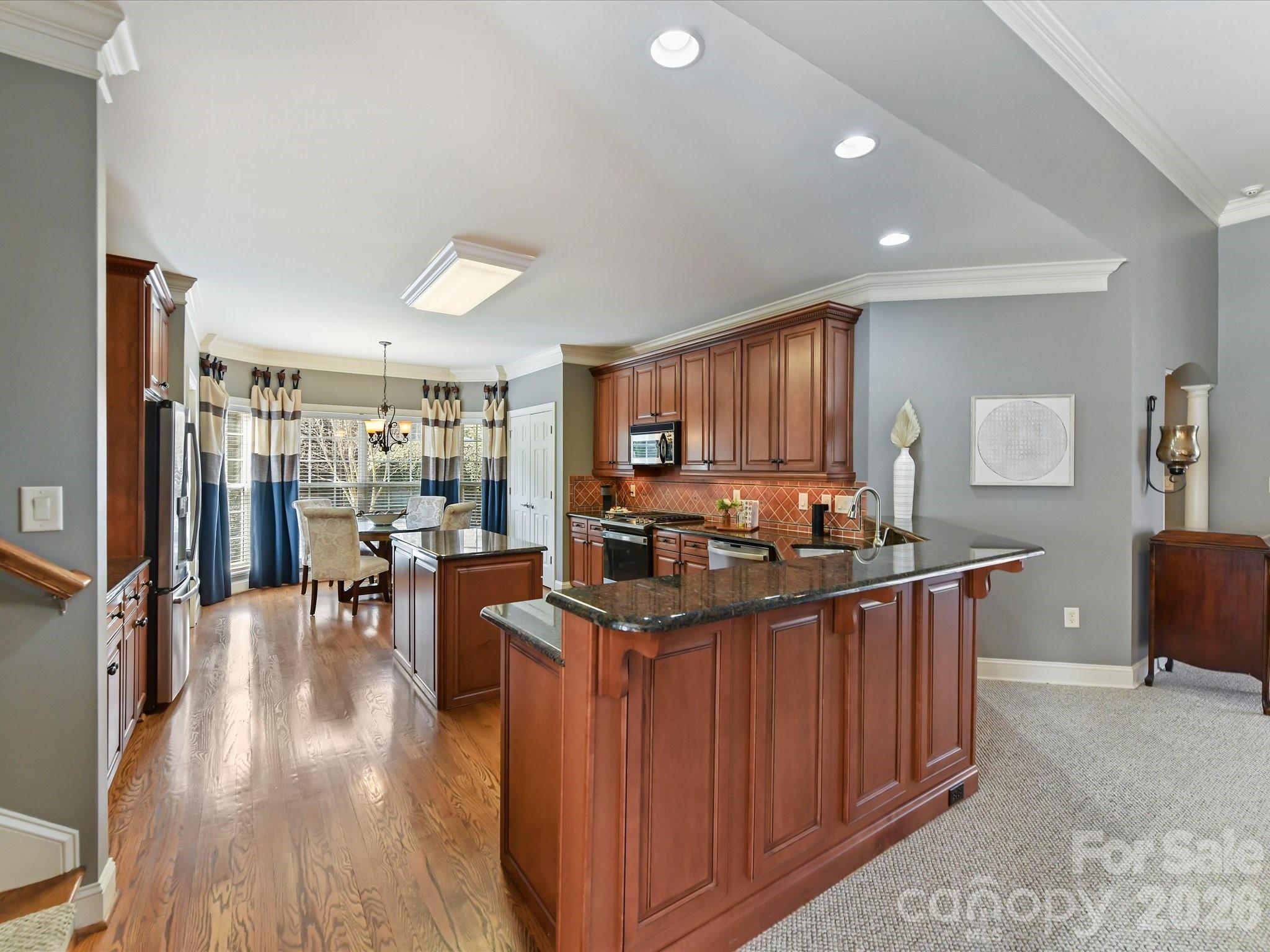 Savannah Way - Residential