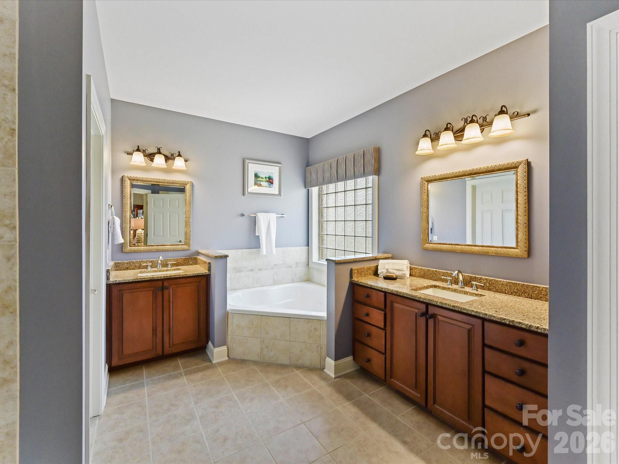 Savannah Way - Residential