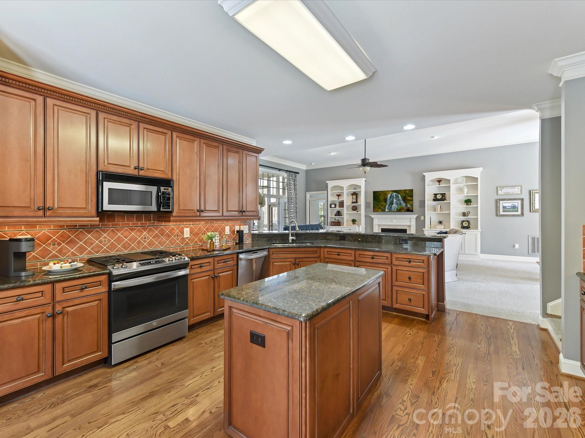 Savannah Way - Residential