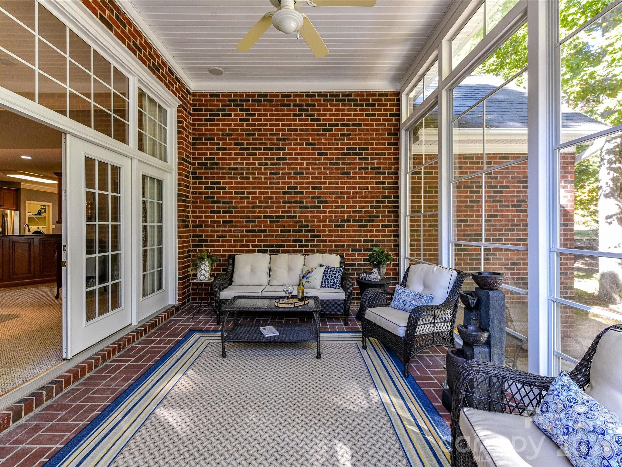 Savannah Way - Residential