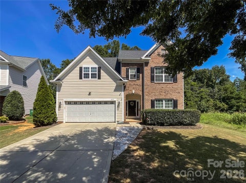 Photo of 6019 Grassy Knoll Circle, Matthews, NC 28104 (MLS # 4422466)