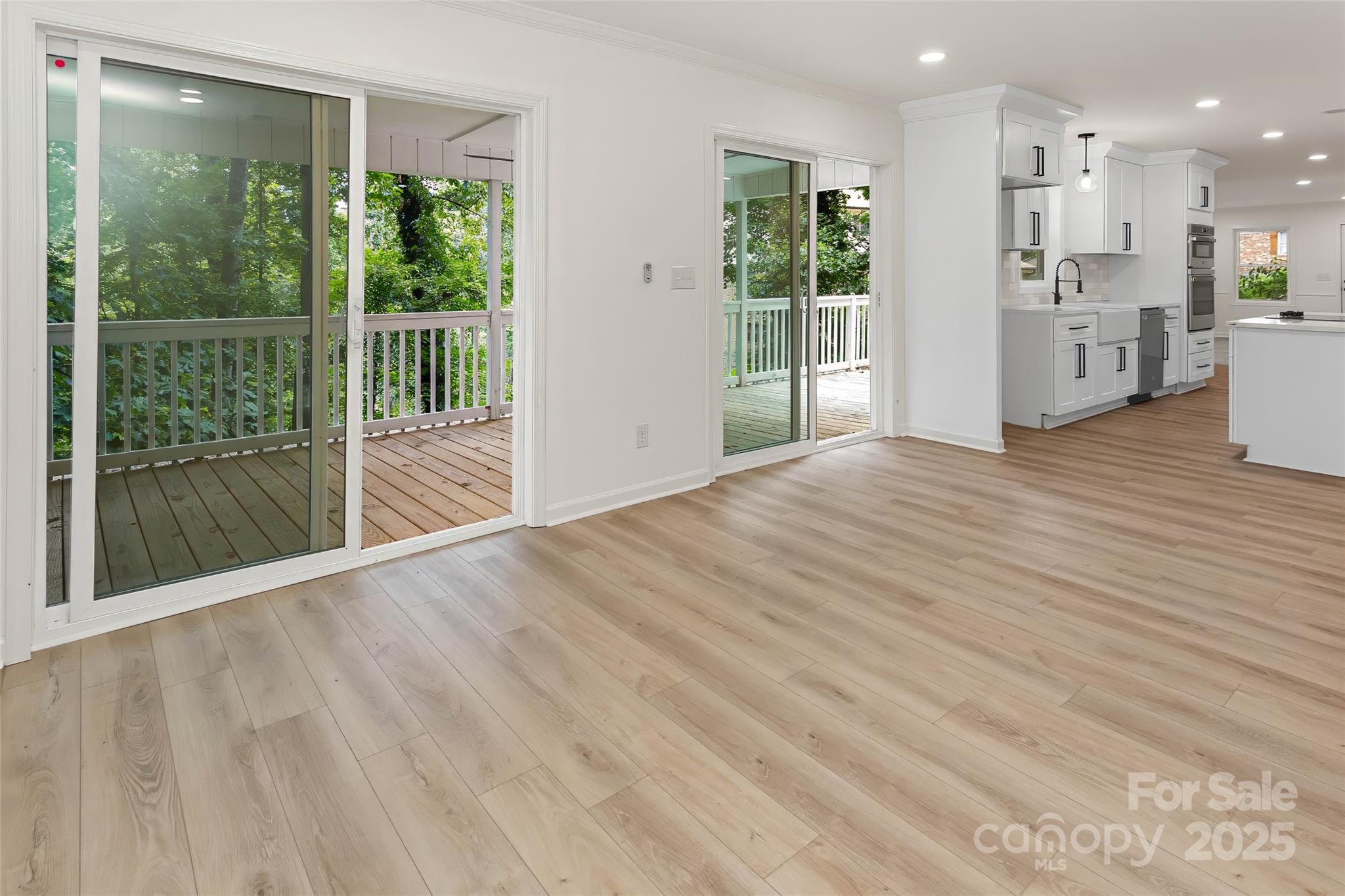 Long John Mt Estates - Residential