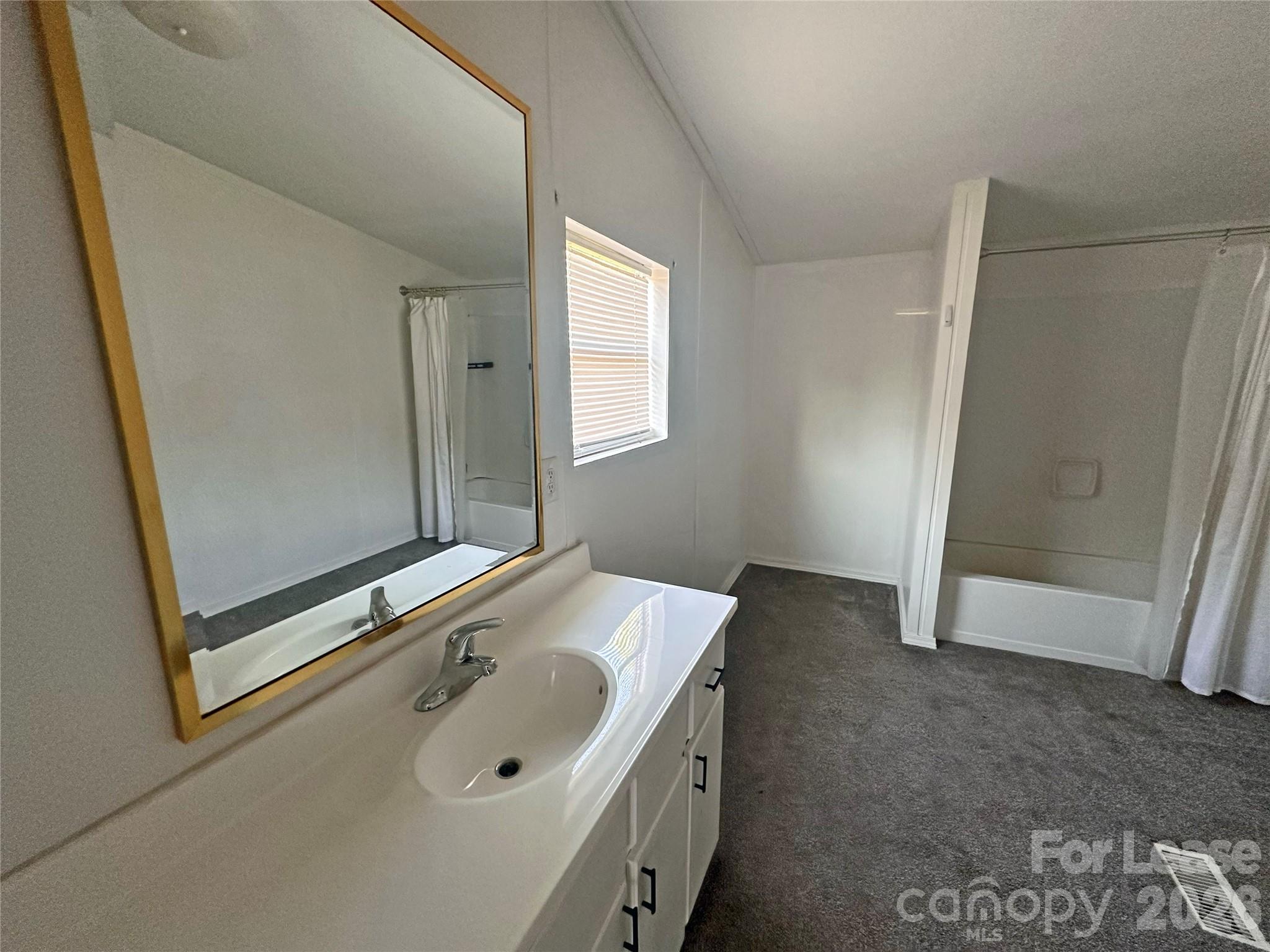 1844 Drew Drive